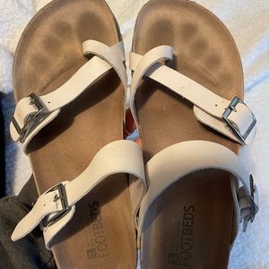white mountain footbed sandals